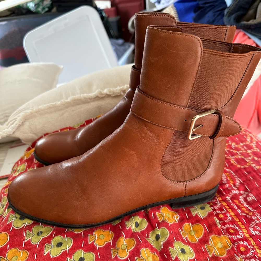 Worn once GH Bass leather ankle boots size 10
